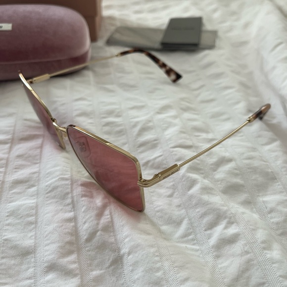 Miu Miu rose coloured sunglasses - Picture 3 of 4